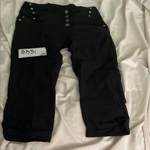 Stylish Black Capris Bottoms